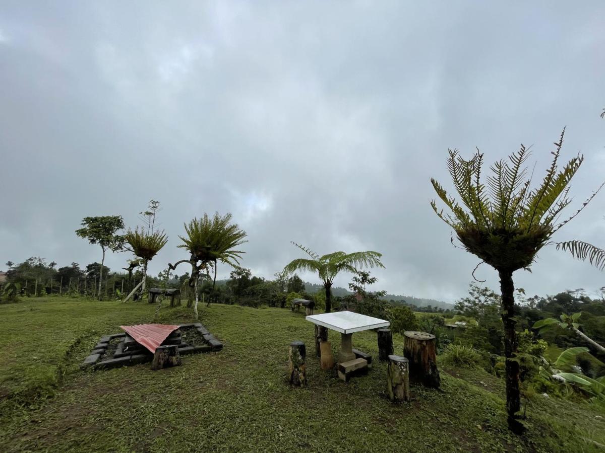 Bugo Camp Glamping & Natural Activity Munduk Exterior foto