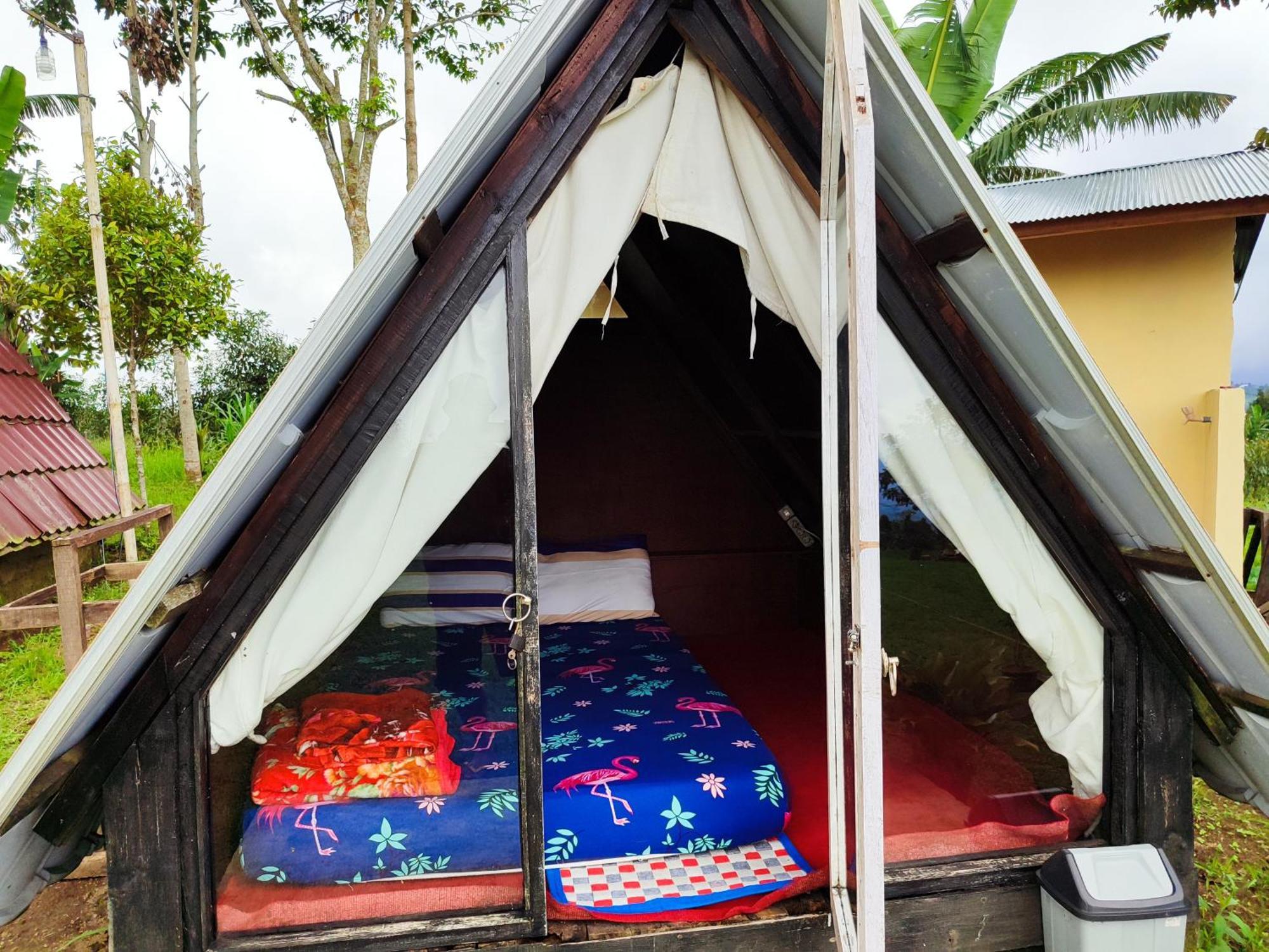 Bugo Camp Glamping & Natural Activity Munduk Exterior foto